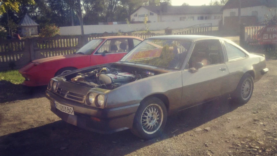Opel Manta 2.0 турбо 5