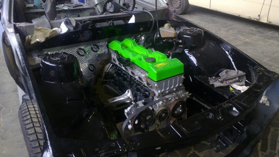 Opel Monza 2