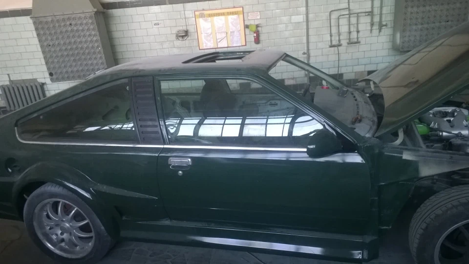 Opel Monza 5