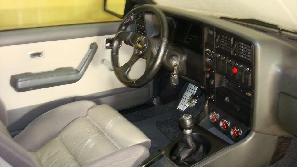 Opel Monza 3