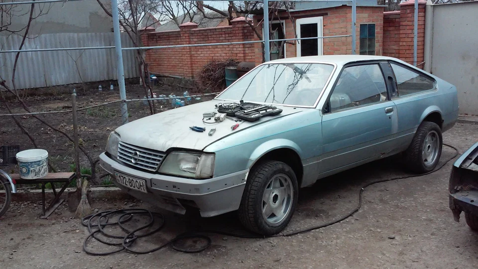 Opel Monza 3