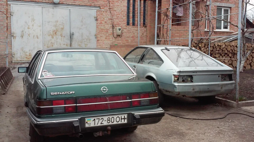 Opel Monza 4