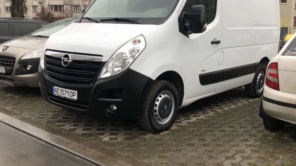 Opel Movano 2