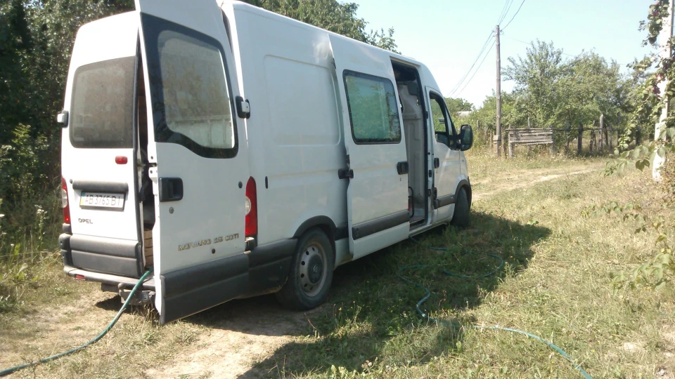 Opel Movano 2.5 CDTI 2