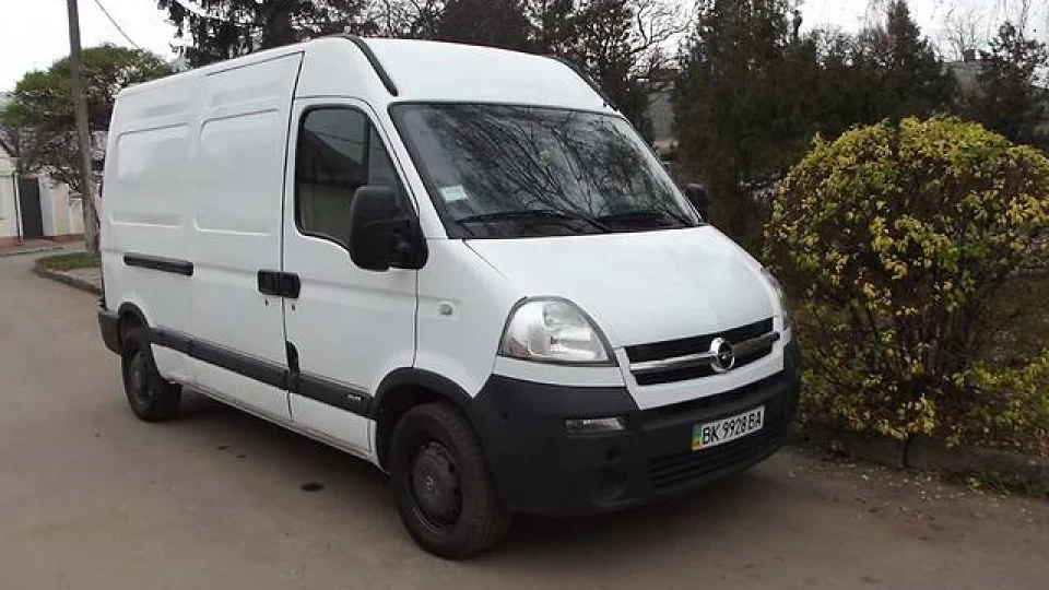 Opel Movano 2.5 turbo 2