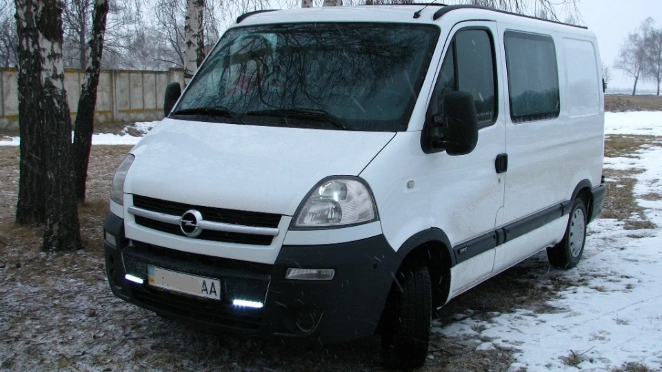 Opel Movano Каргокемпер)) 2,5 CDTI 2