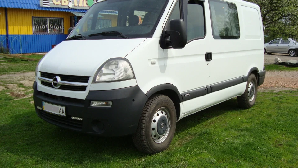 Opel Movano Каргокемпер)) 2,5 CDTI 3