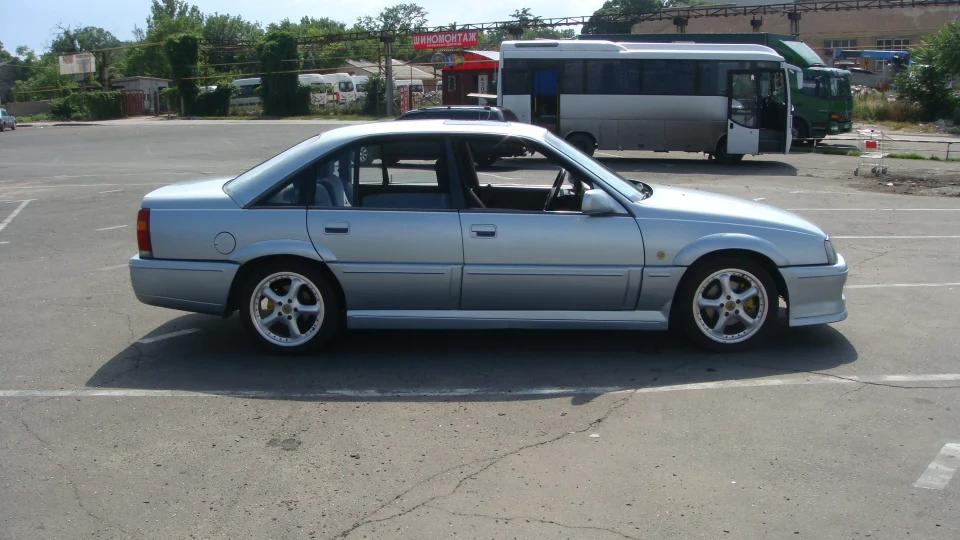 Opel Omega 3