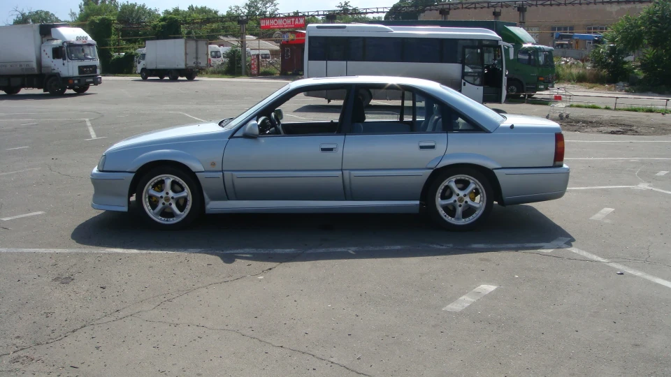 Opel Omega 4