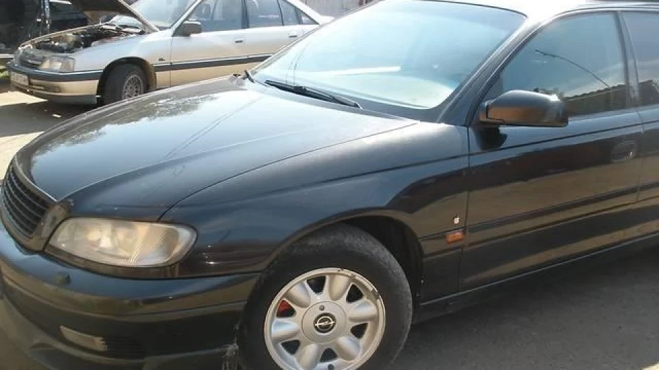 Opel Omega 2