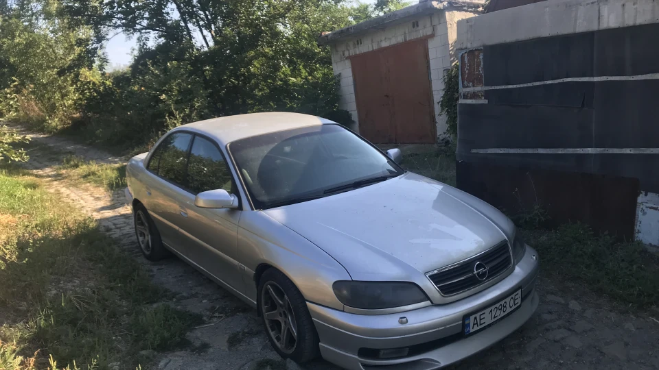 Opel Omega 2