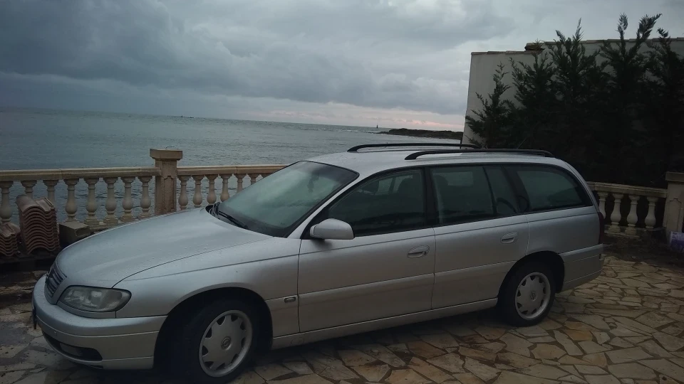 Opel Omega 2