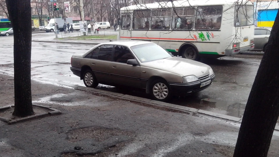 Opel Omega 3
