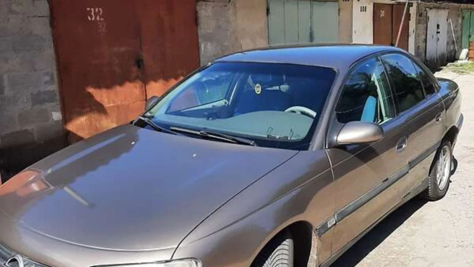 Opel Omega 2