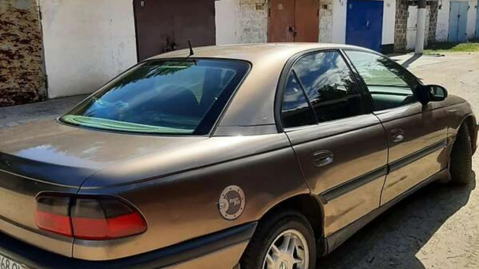 Opel Omega 3
