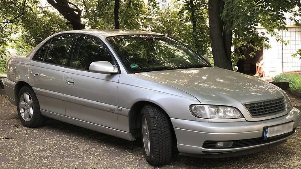 Opel Omega 2