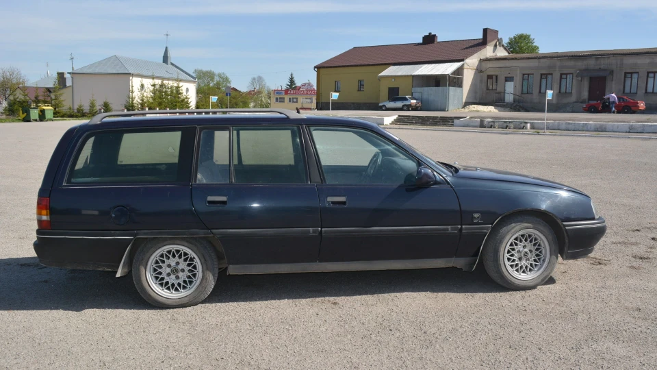 Opel Omega 3
