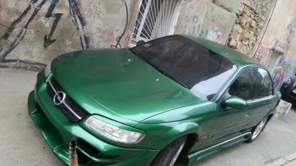 Opel Omega 2