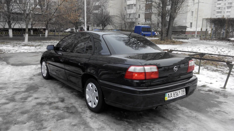 Opel Omega 3
