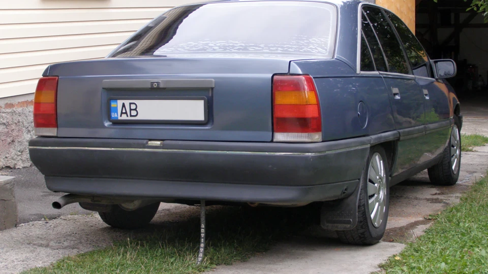 Opel Omega 4