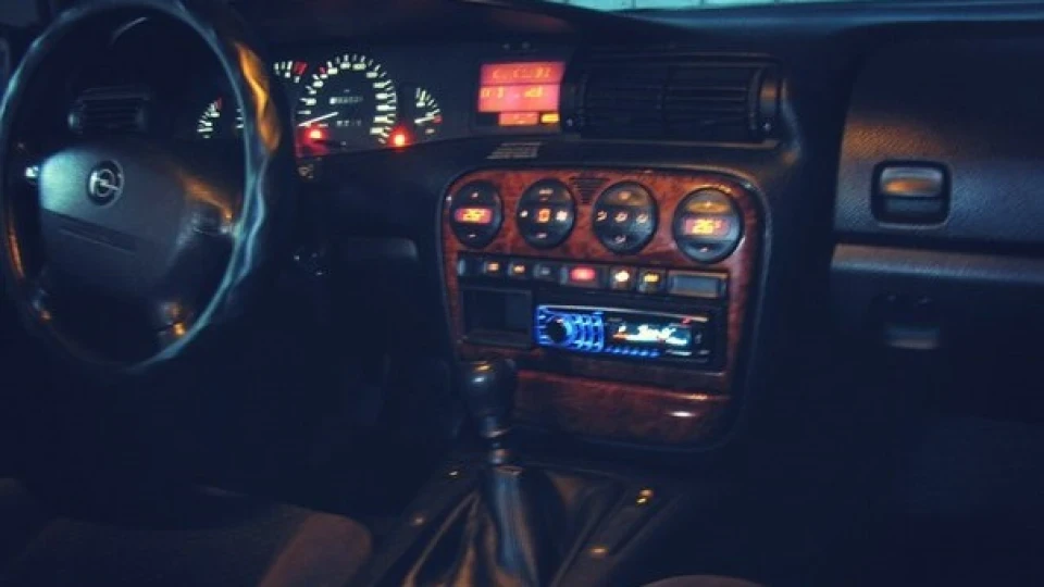 Opel Omega 2