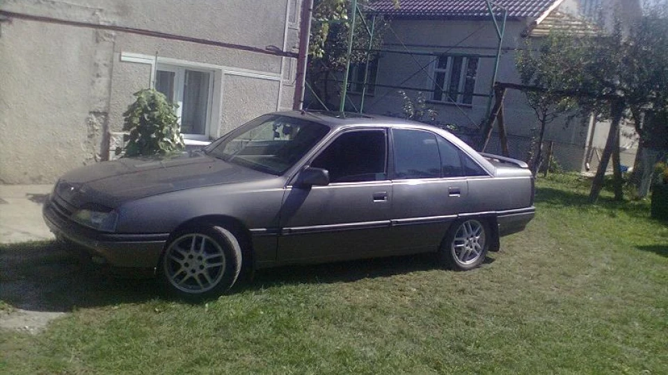 Opel Omega 3