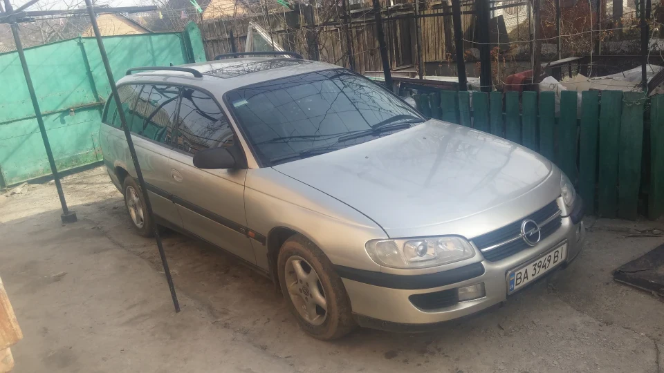 Opel Omega 2