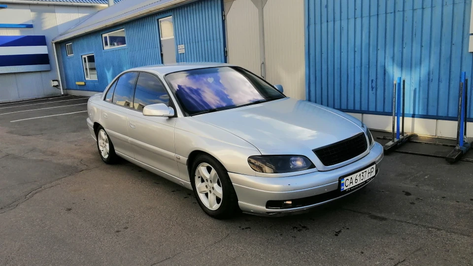 Opel Omega 4