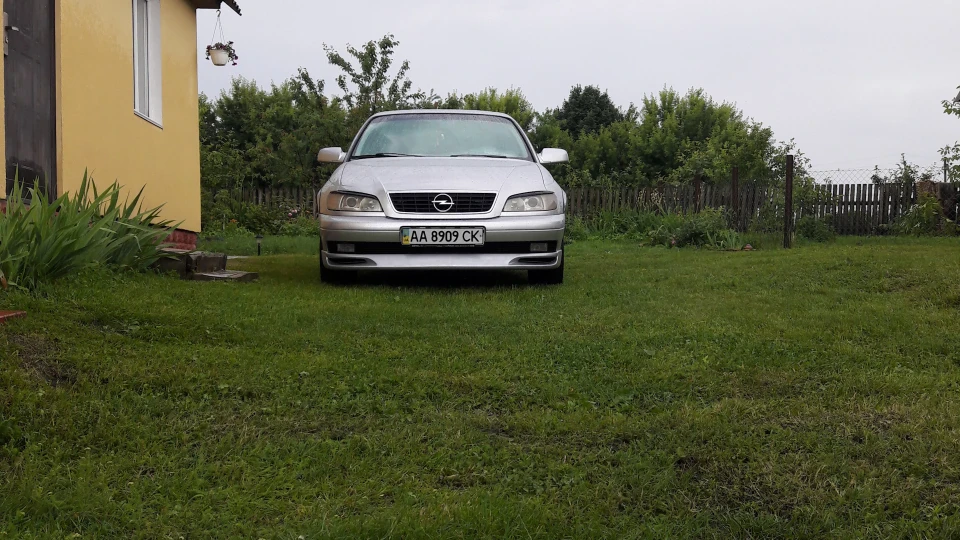 Opel Omega 5