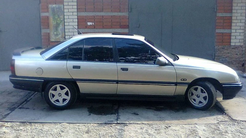 Opel Omega 2