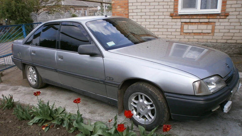 Opel Omega 1.8SEH 2