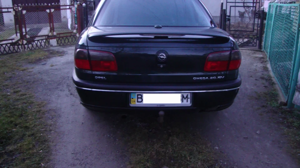 Opel Omega 2.0 16v automat 2