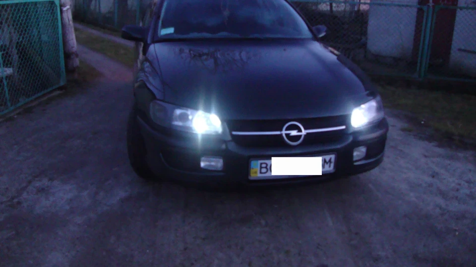 Opel Omega 2.0 16v automat 5