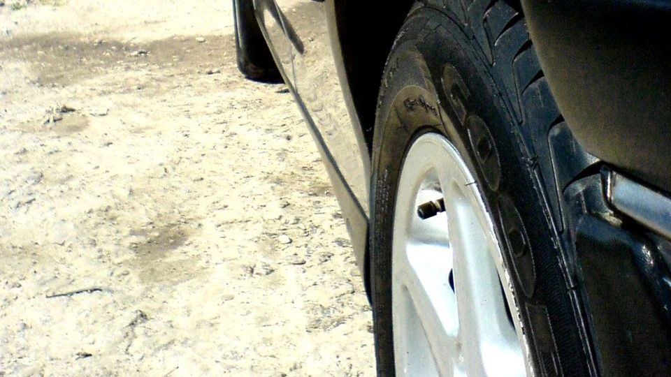 Opel Omega 2.0 16V срібло 5