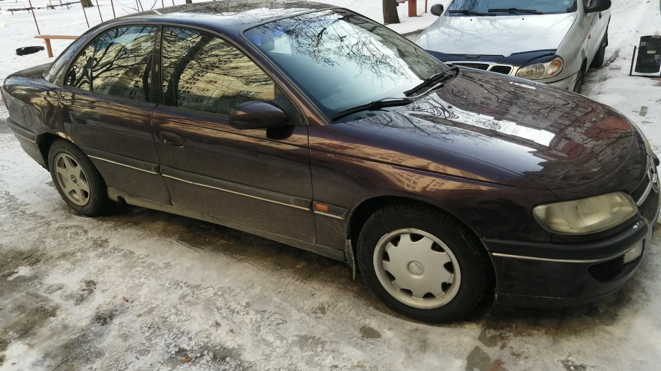 Opel Omega 2.0 16v x20xev 4