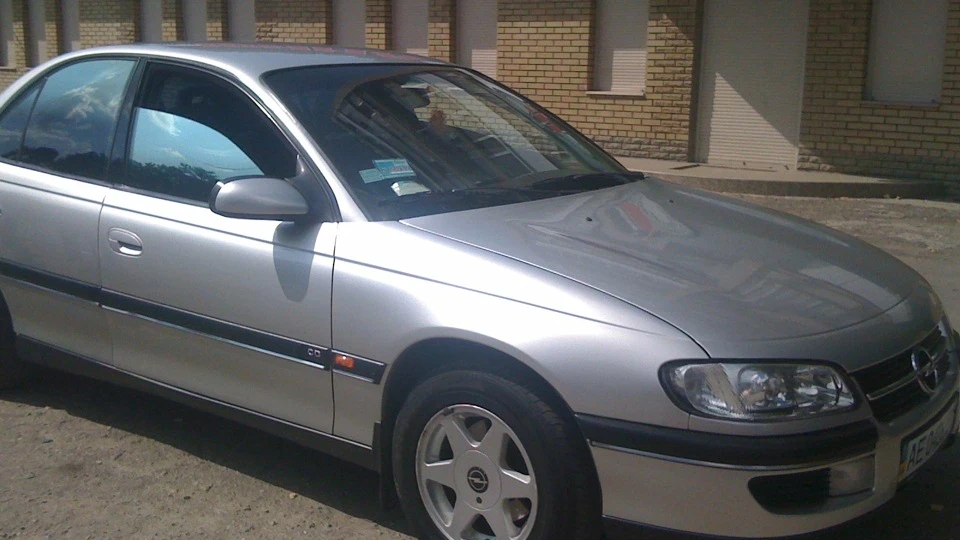 Opel Omega 2,0 16V 2