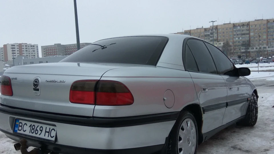 Opel Omega 2.0 8кл.