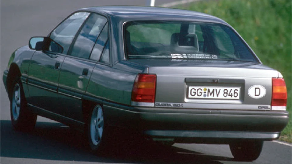 Opel Omega 2.0 інжектор 2
