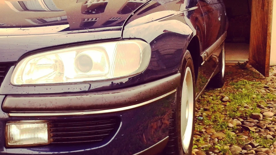 Opel Omega 2.0 KorOsta 5