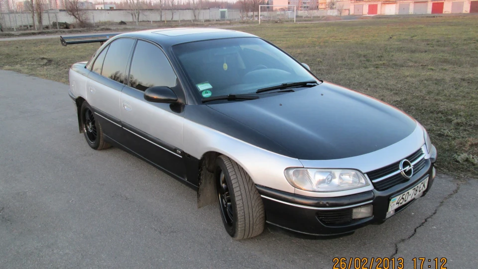 Opel Omega 2,0 POLICE 2