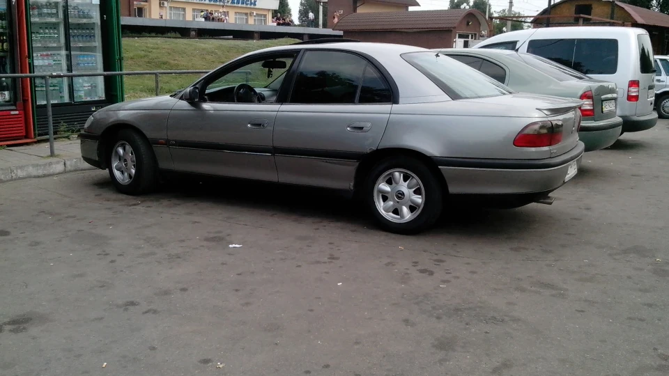 Opel Omega 2,0 3