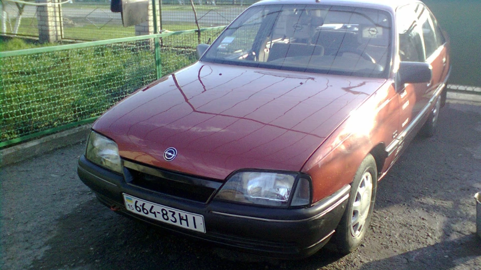 Opel Omega 2.0 3