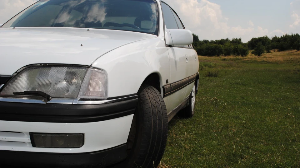 Opel Omega 2.0і 3