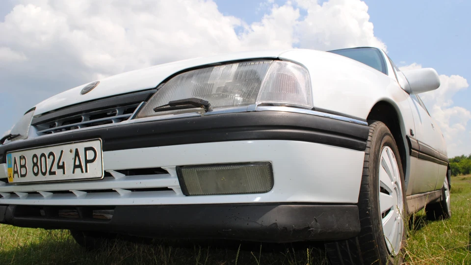 Opel Omega 2.0і 4