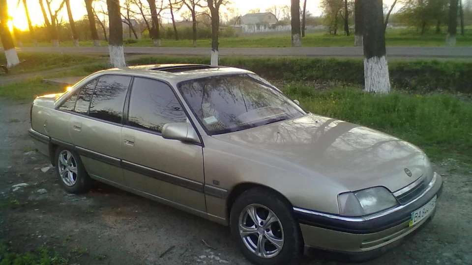 Opel Omega 2.0i