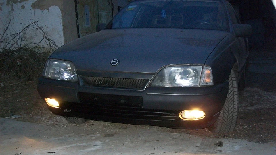 Opel Omega 2.0i 5
