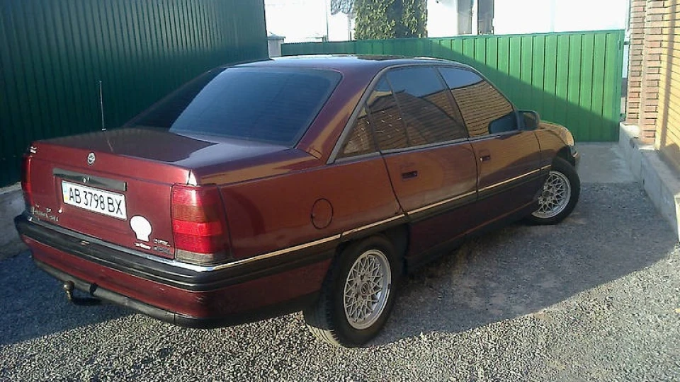 Opel Omega 2,0ine 2