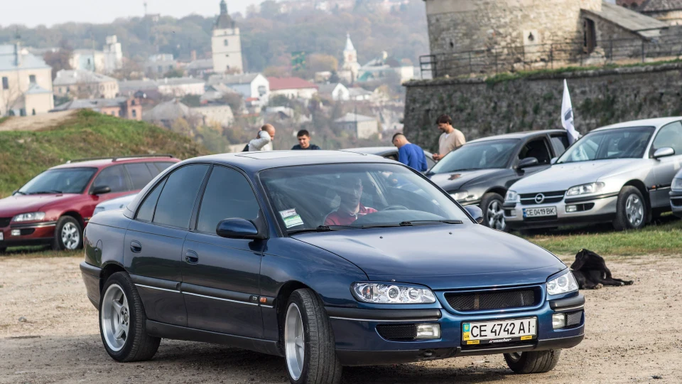 Opel Omega 2.2 16V Зірочка 3