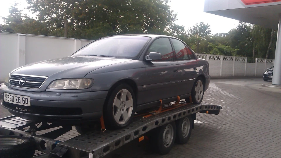 Opel Omega 2.2 DTI