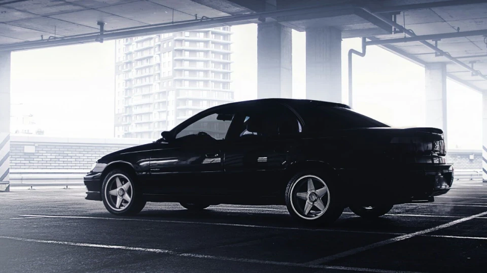 Opel Omega 2.2 MIDNIGHT BLACK 2